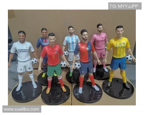 汽车足球球星摆件创意设计展现运动与激情的完美结合